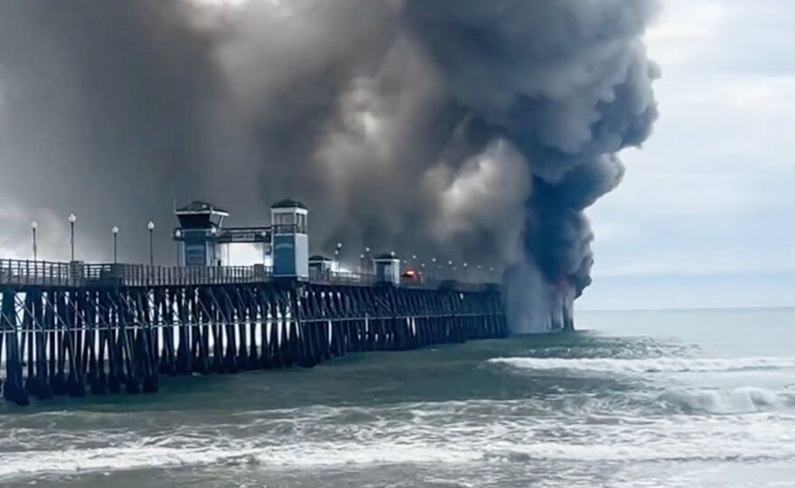 Fire at Oceanside Pier